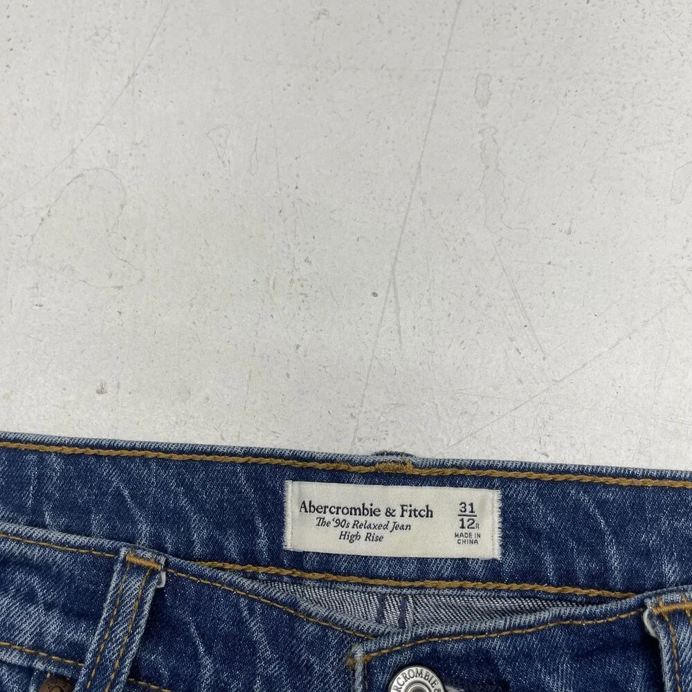Abercrombie & Fitch Jeans Womens 12 90s Relaxed High Rise Straight Leg Denim - Picture 2 of 7